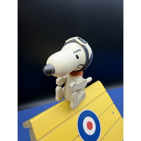 Vintage Snoopy Flying Ace Wooden Musical Box, Peanuts Red Baron Doghouse 1968 - Picture 3 of 15